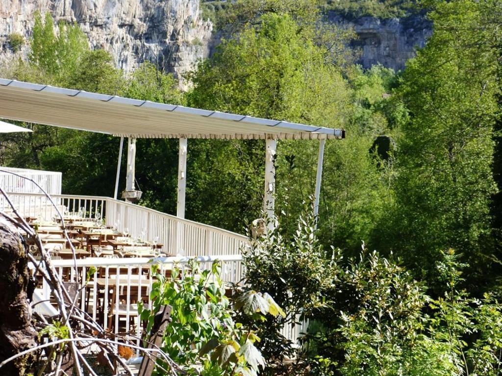 Cabrerets Hotel Restaurant Des Grottes Du Pech Merle المظهر الخارجي الصورة