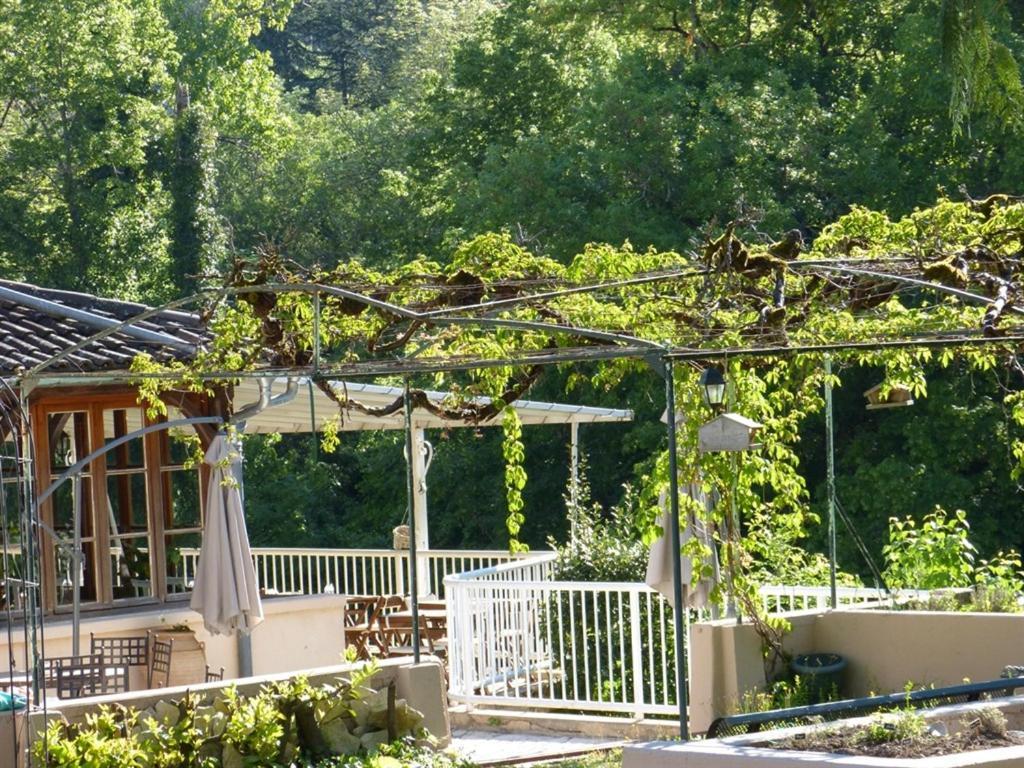 Cabrerets Hotel Restaurant Des Grottes Du Pech Merle المظهر الخارجي الصورة